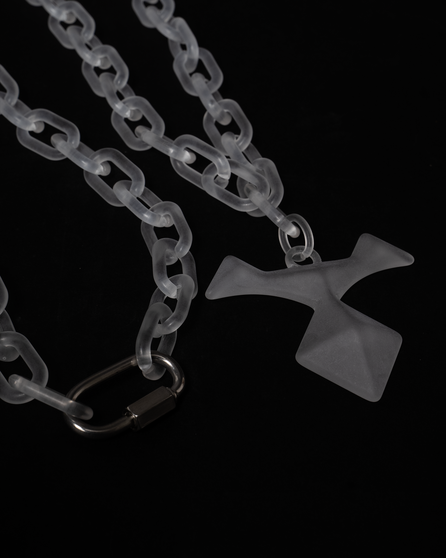 FROST NECKLACE